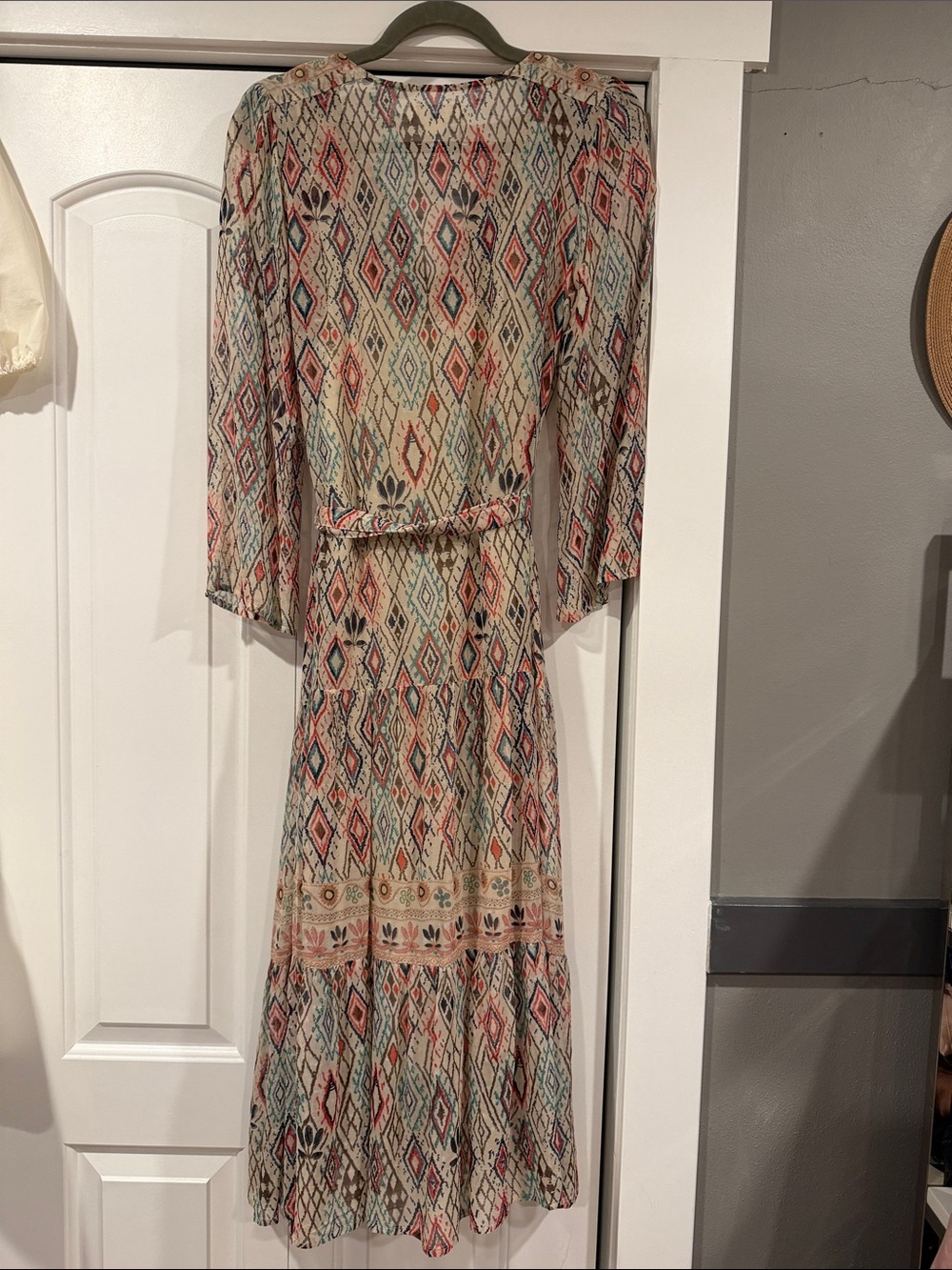 Velvet by Graham & Spencer Cream Boho Midi Dress with Coral & Teal Diamond sm - Picture 7 of 7